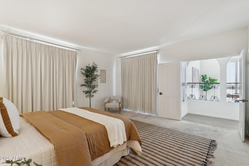 35-web-or-mls-3800-e-lincoln-dr-7