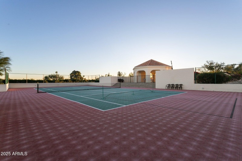 91-web-or-mls-3800-e-lincoln-dr-7