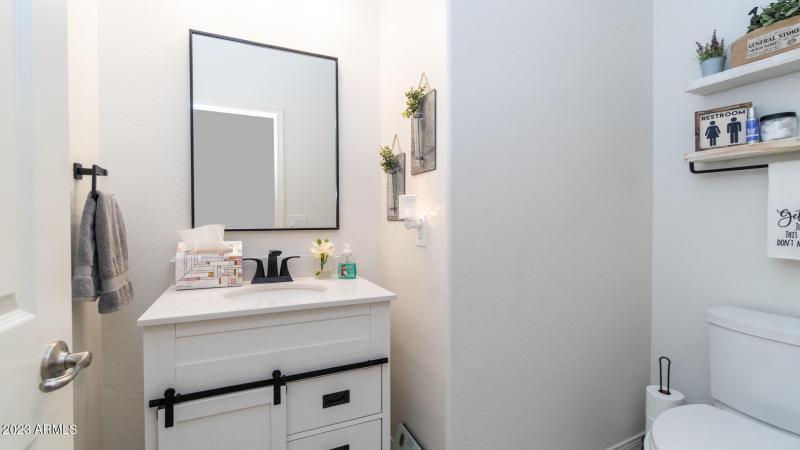 13 1:2 Bath off of living room