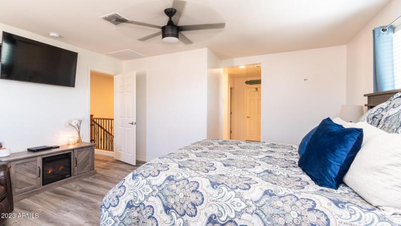 37 View 3 Master Bedroom