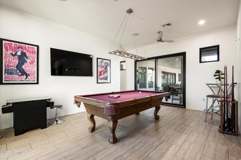 27-8038 E Desert Cove Ave-27