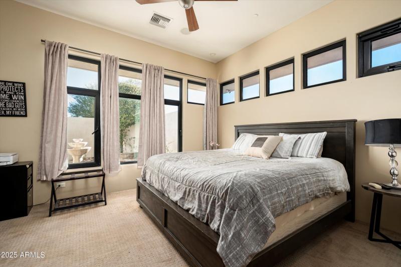 38-8038 E Desert Cove Ave-38