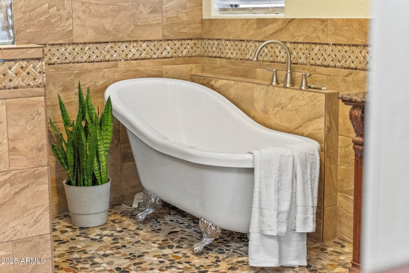 023_79th_drive-45_498