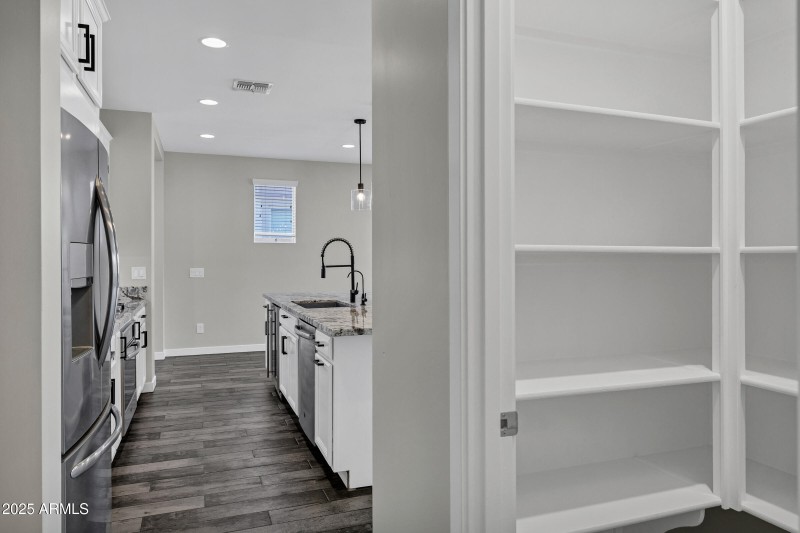 20915 E Cattle Dr-16