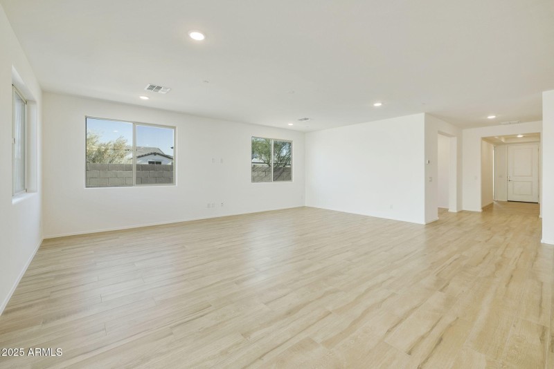 25-web-or-mls-_tm_5069-_tm_5073