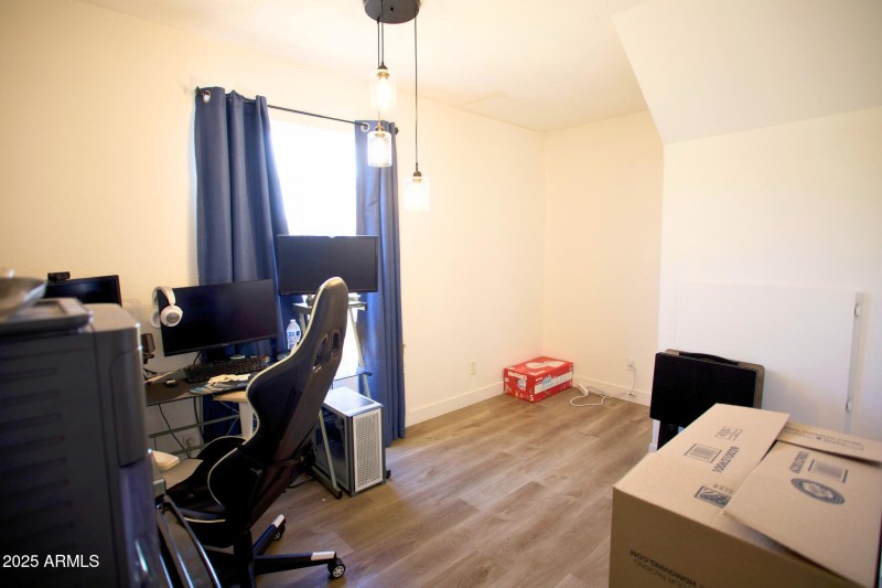 20250729175601057798000000-o