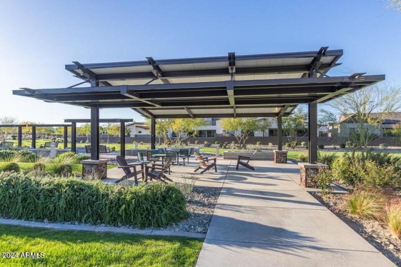 Avance Park 4 - Take In The Beautiful Vi