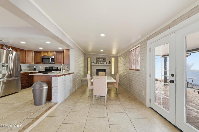 06-10428_W_Calle_de_Plata_7