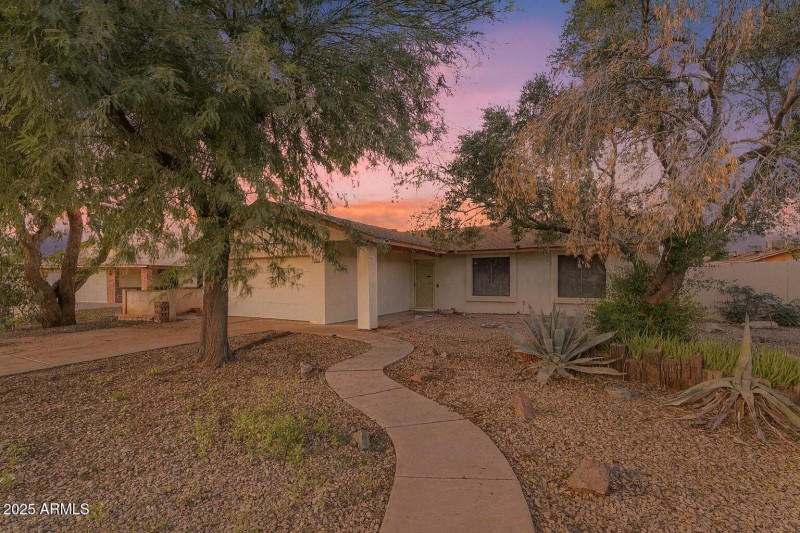 4BDCC7DB-C76C-46CC-BEAF-00F275399FDF