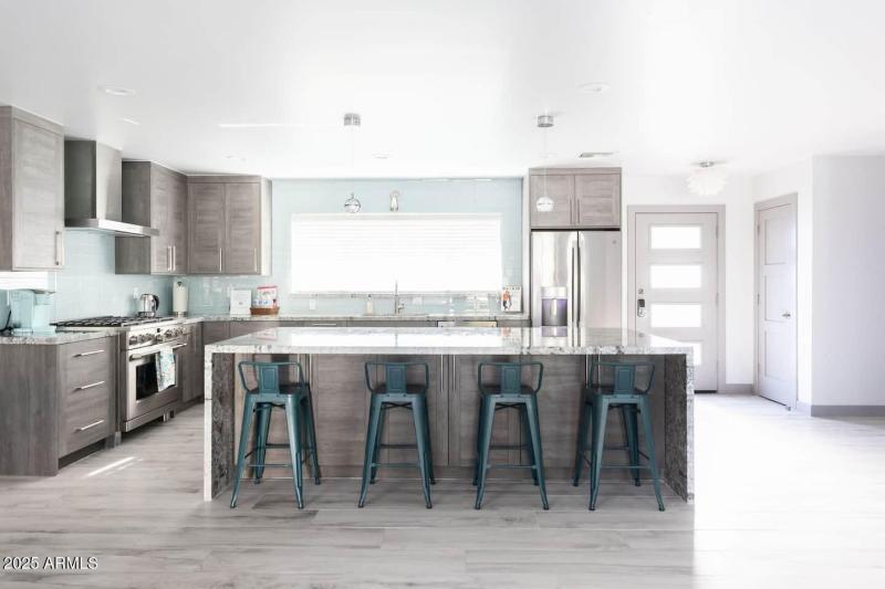 42ab17fd-6fec-4b3a-a5dc-b63b30bce41b