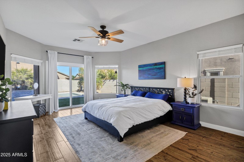 3402 E Thornton Ave-32