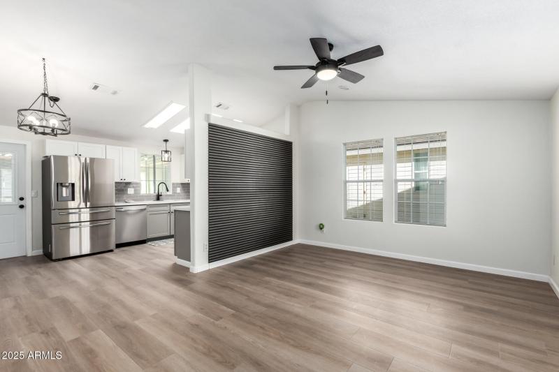 3301 S Goldfield Rd 2006