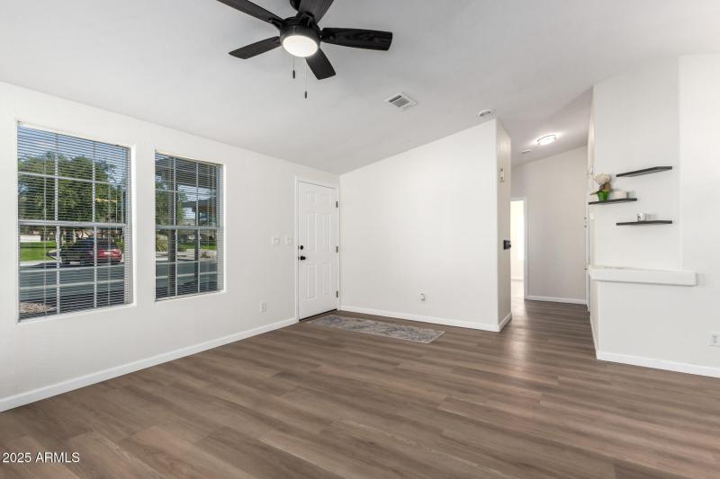 3301 S Goldfield Rd 2006