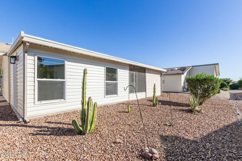 3301 S Goldfield Rd 2006