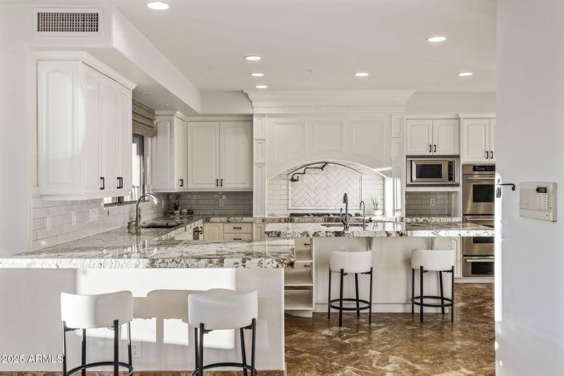 Breakfast Bar