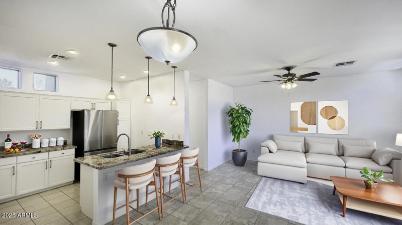 Property_9749_kitchen_and_family_room_10