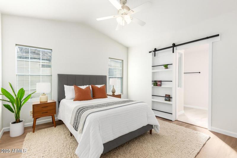 3301 S Goldfield Rd 2006