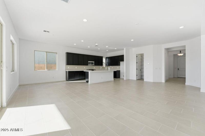 4103 E BRITTLEBUSH Lane - Ready Now!