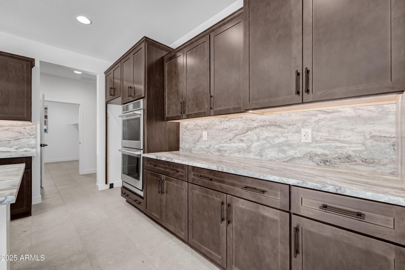 1315 W VIA LAS BRISAS - Ready Now!