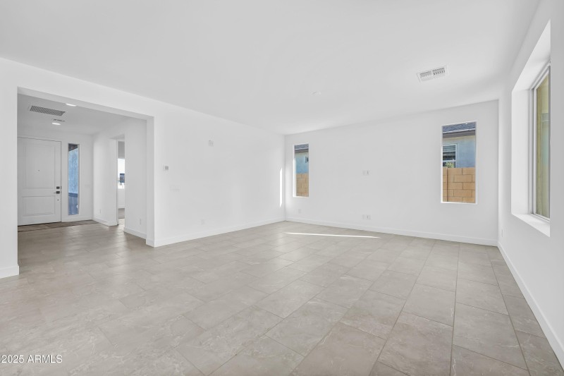 1315 W VIA LAS BRISAS - Ready Now!