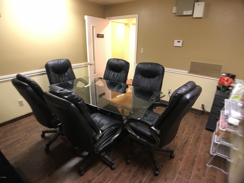 Boardroom for 6