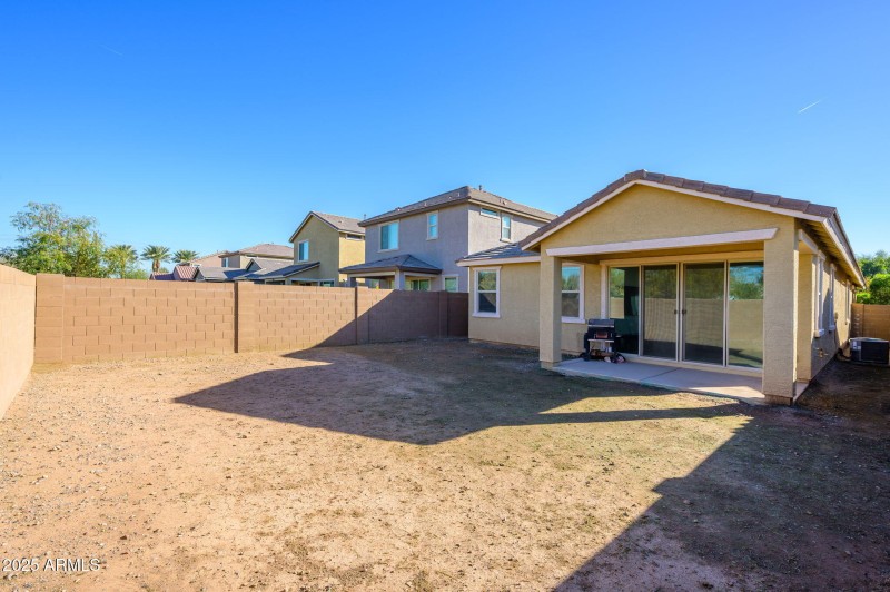 11-web-or-mls-Sells-19