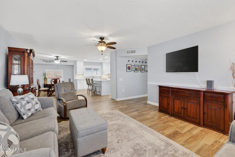 10_14430_Woodbridge_Ln10_mls