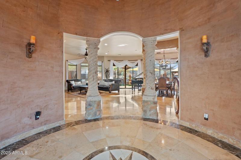 5-web-or-mls-18425-w-santa-irene-dr