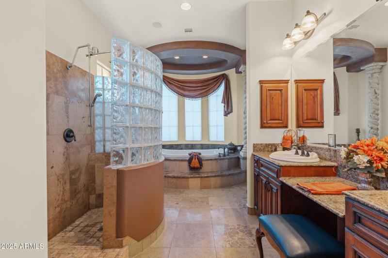 25-web-or-mls-18425-w-santa-irene-dr