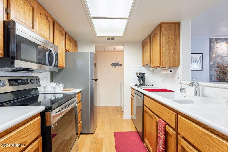 Galley Kitchen to Laundry