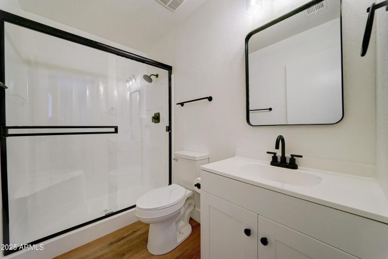 324 W Harvard Ave-16