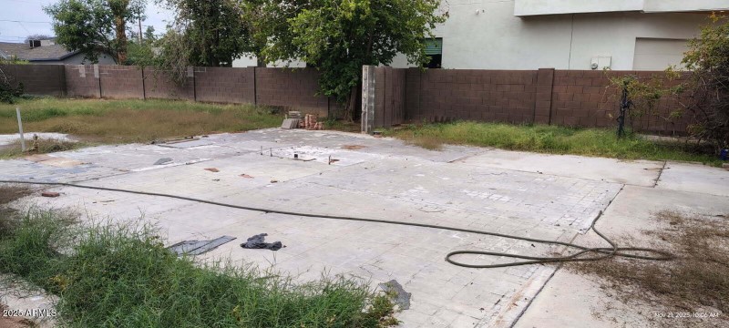 2025-11-21_18-20-08_671