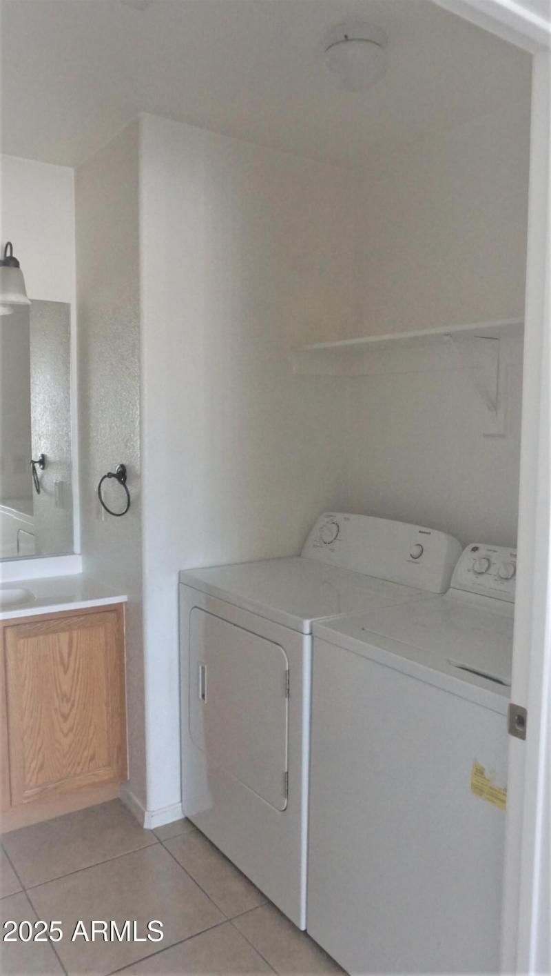 2nd BedRm BathRm & Laundry