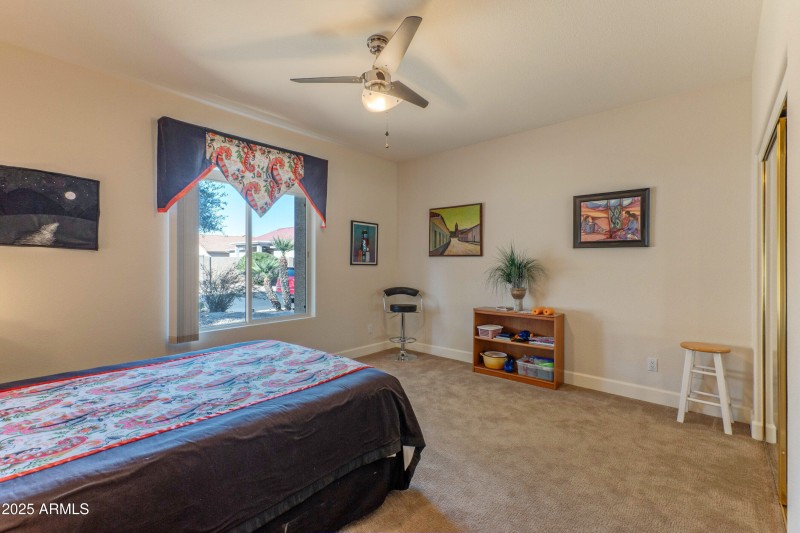 1Large 2nd guest bdrm