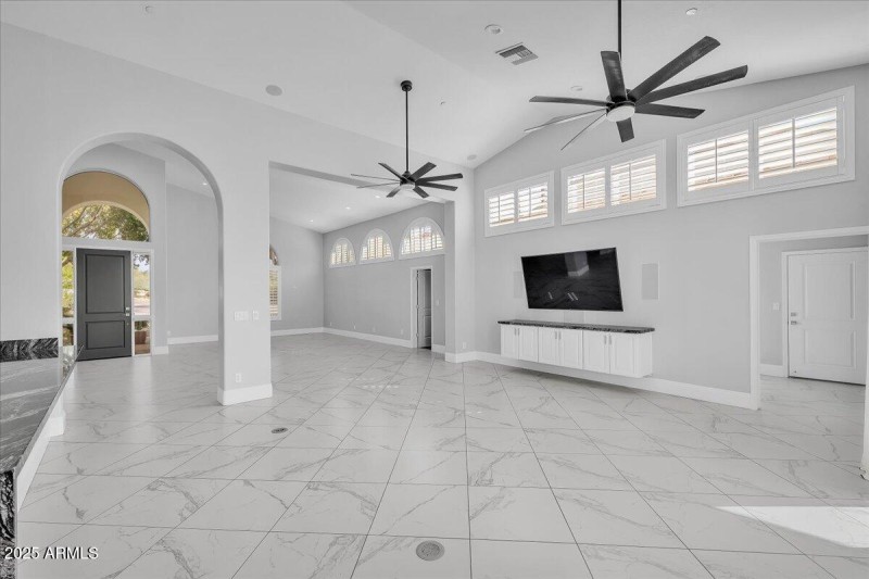 29-9606_N_117th_St20