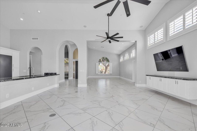 36-9606_N_117th_St27