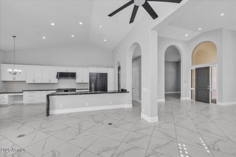 38-9606_N_117th_St29