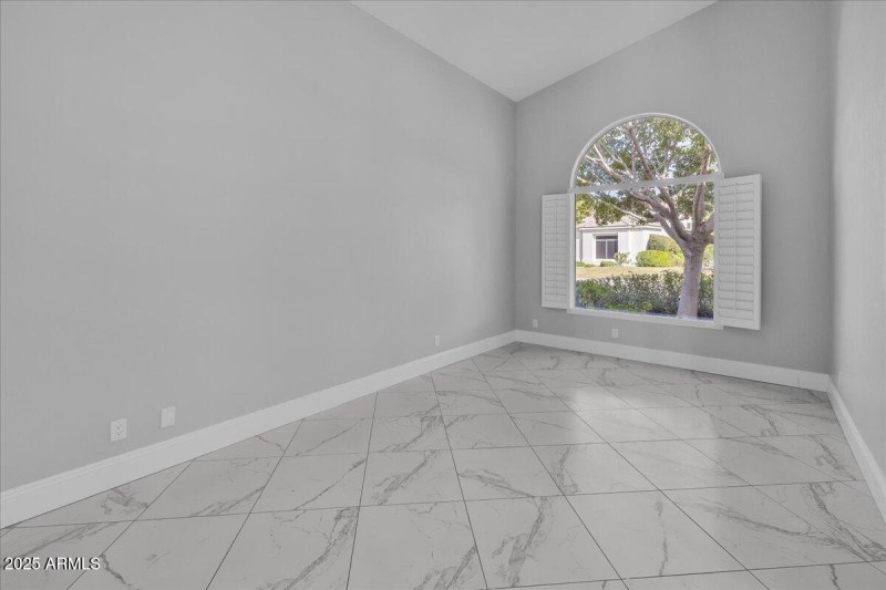 40-9606_N_117th_St31