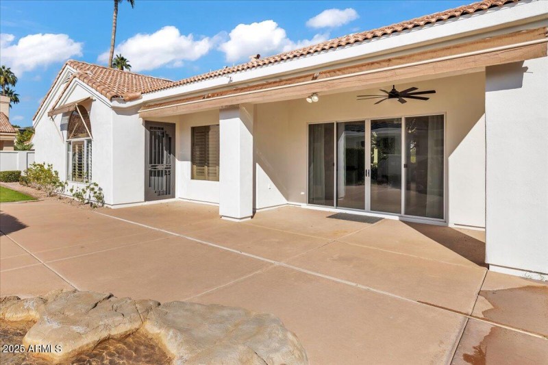 08-9606_N_117th_St46