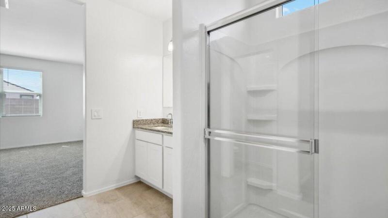 Caroline primary bathroom 2