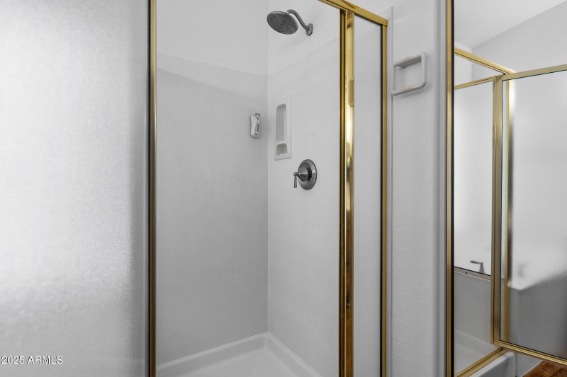 1441 S La Arboleta Dr-40