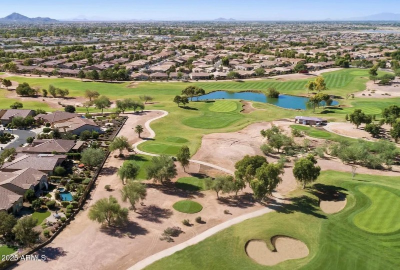 44EA9BCF-7A39-4268-90AA-A1456CBE5C08