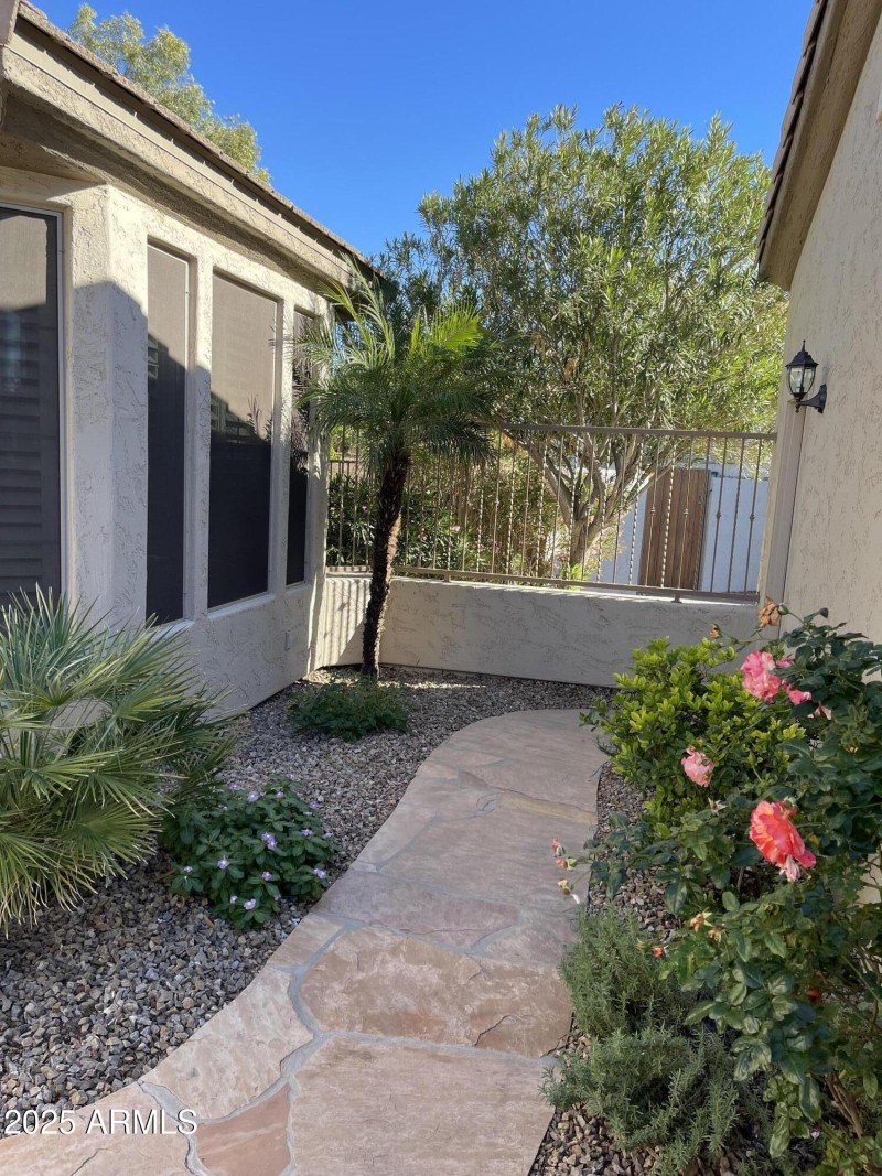 A2F4A2C8-7BC4-4F5B-9187-17670D406EC0