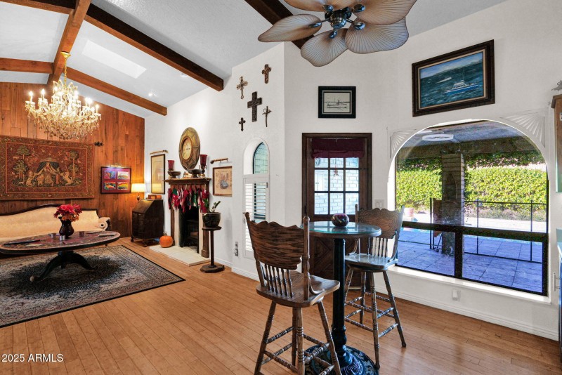 22-web-or-mls-P1404271