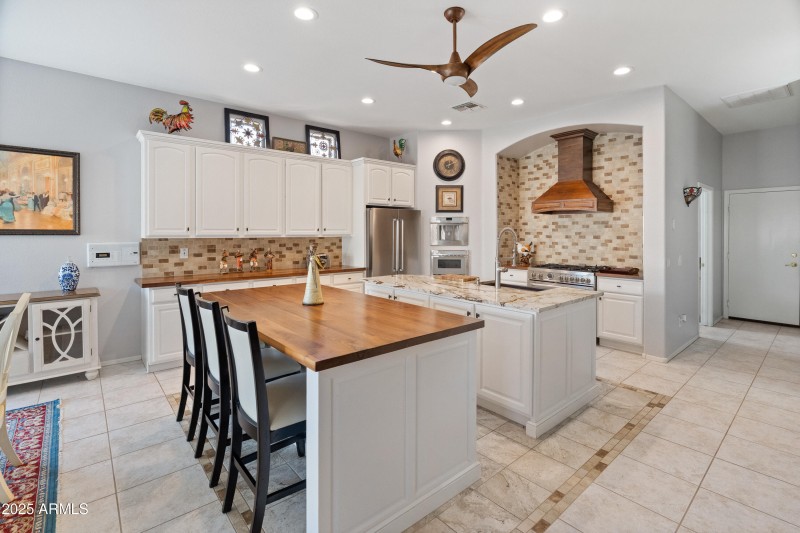 17932 W Browning Dr-23