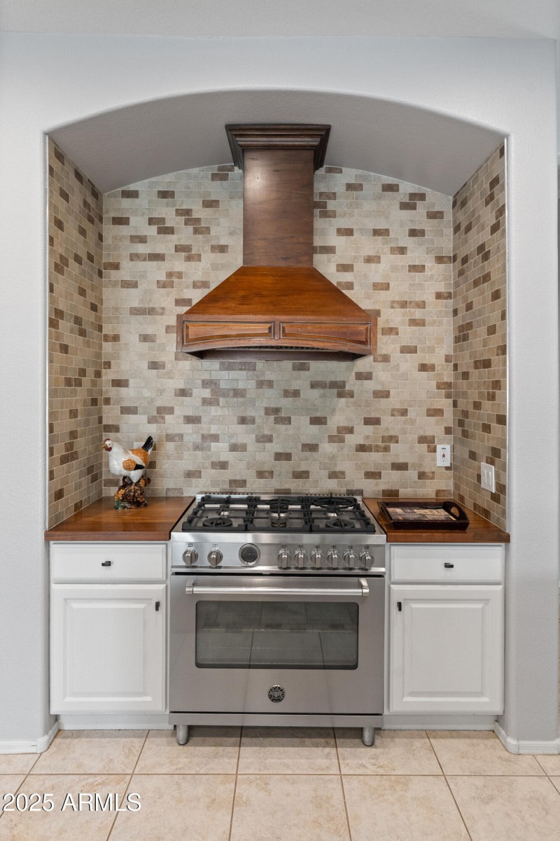 17932 W Browning Dr-29