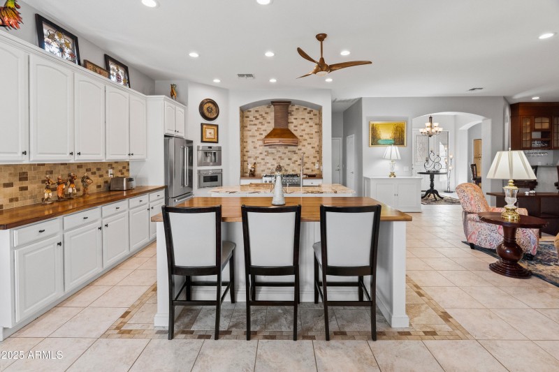 17932 W Browning Dr-38