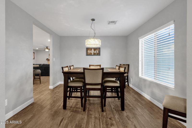 9-web-or-mls-5210-e-karen-dr