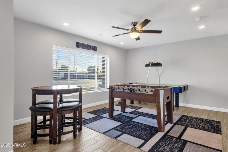 11-web-or-mls-5210-e-karen-dr