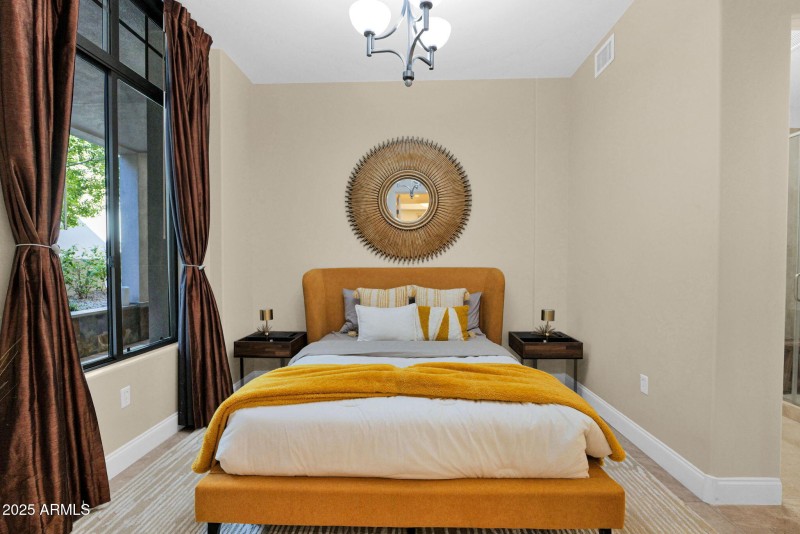 18-web-or-mls-P1394027